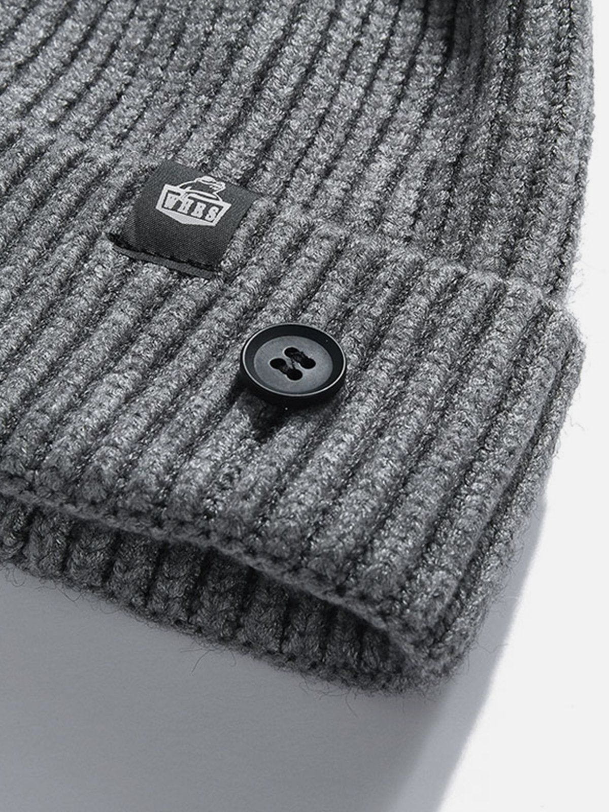 Buttons Knit Dome Hat