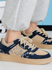 Cashew Flower Print Men Shoes