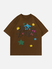T-shirt graphique à lettres étoilées colorées