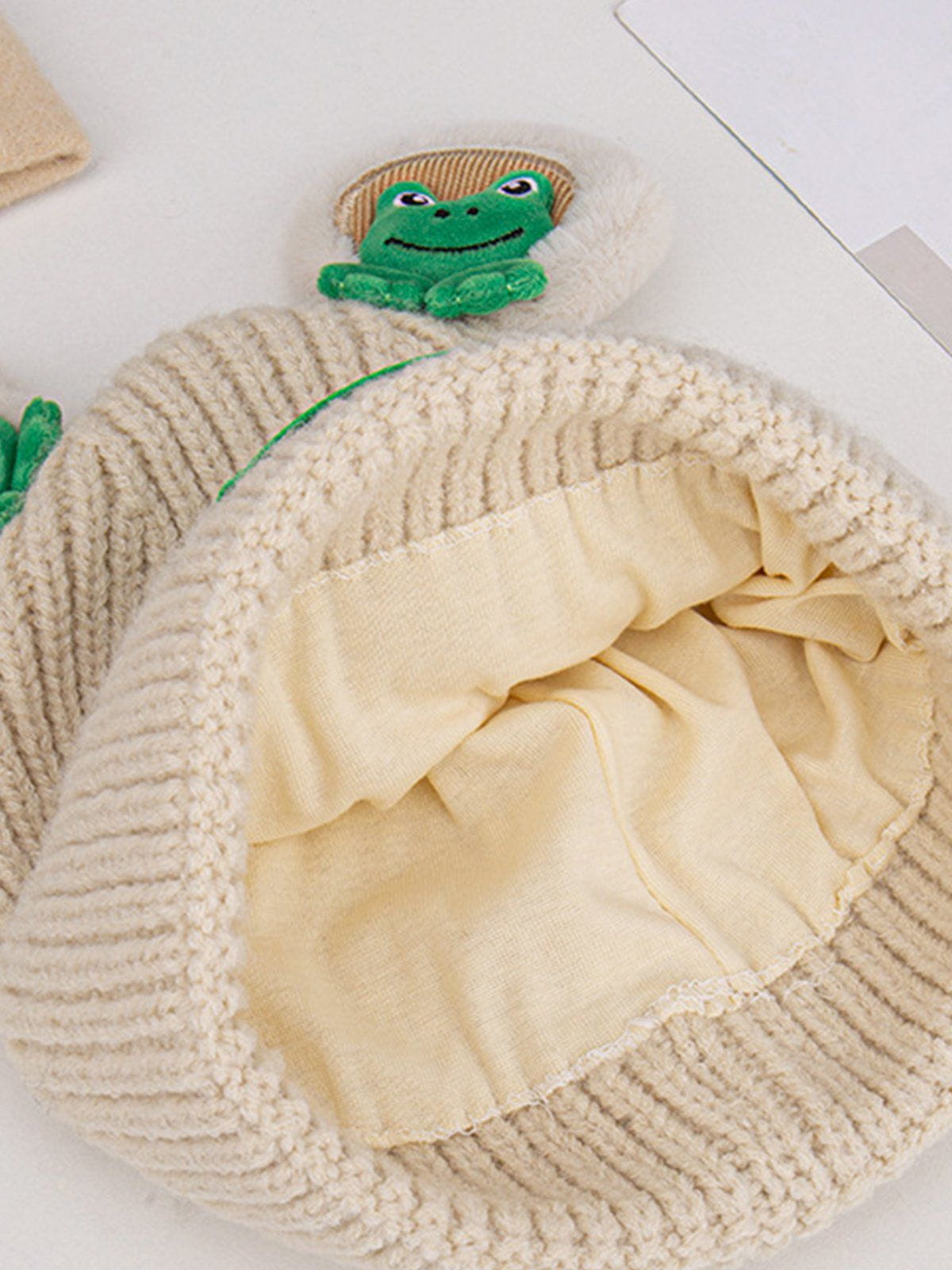 Cute Cartoon 3D Frog Knitting Hat