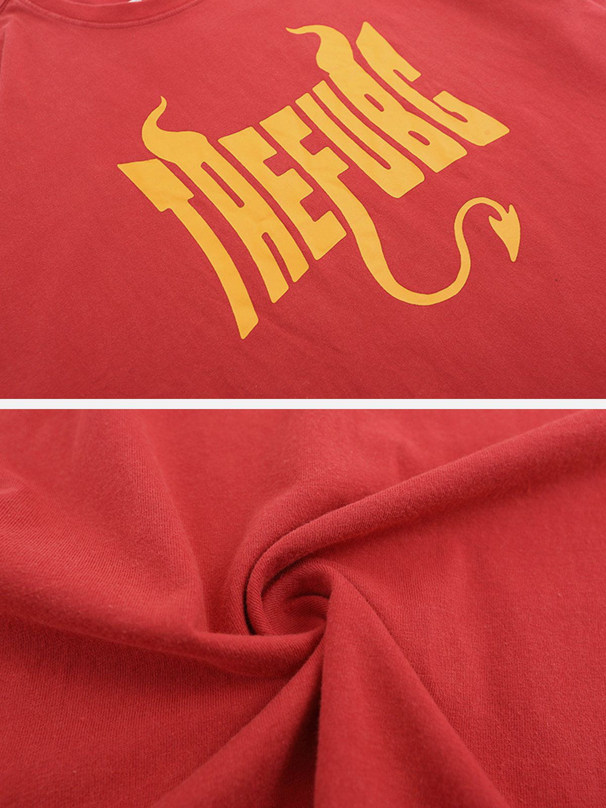 T-Shirt mit Dämonenstern-Print 