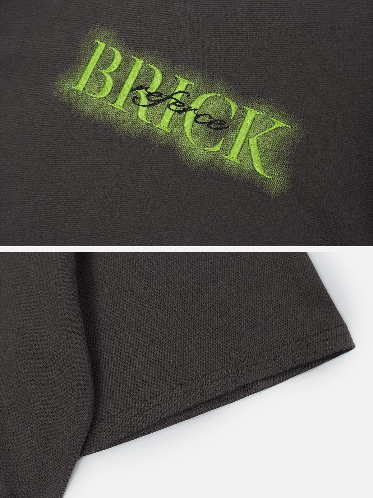 T-Shirt mit Buchstabenstickerei im Used-Look 