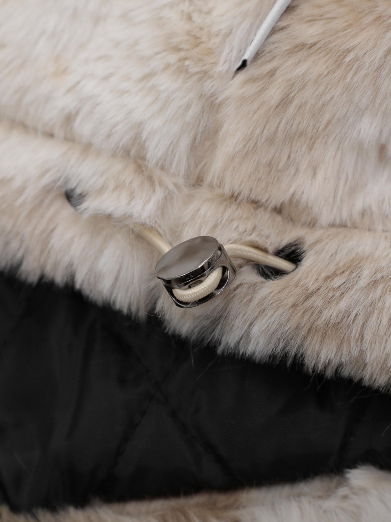 Lammwolljacke mit besticktem Stern - 1798 