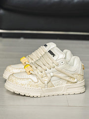 Mit lässigen Sneakers geht alles – 1931 