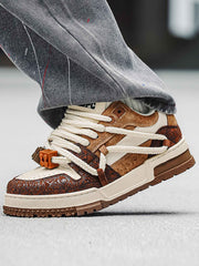 Mit lässigen Sneakers geht alles – 1931 