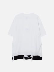Gefälschtes T-Shirt mit zwei Löchern 