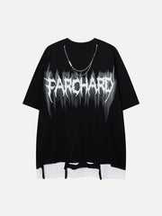 Gefälschtes T-Shirt mit zwei Löchern 
