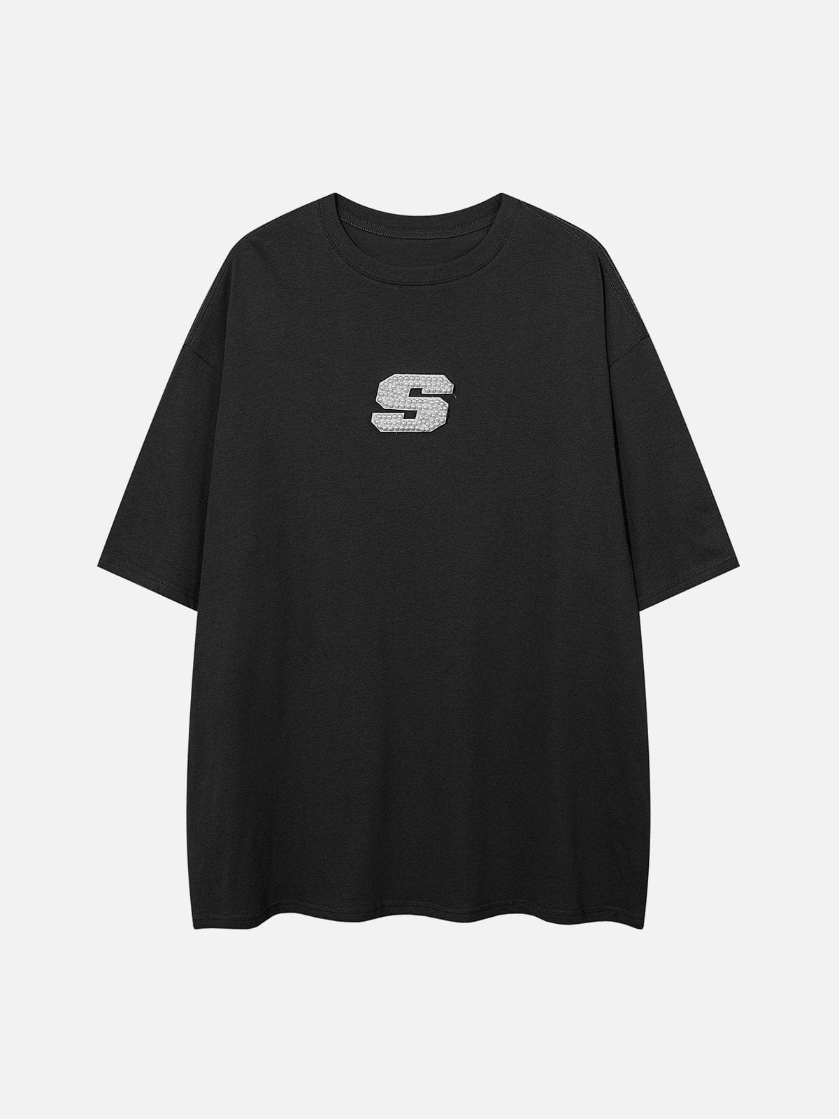 T-Shirt mit flachem, besticktem Klettverschluss und hochwertigen Perlen 