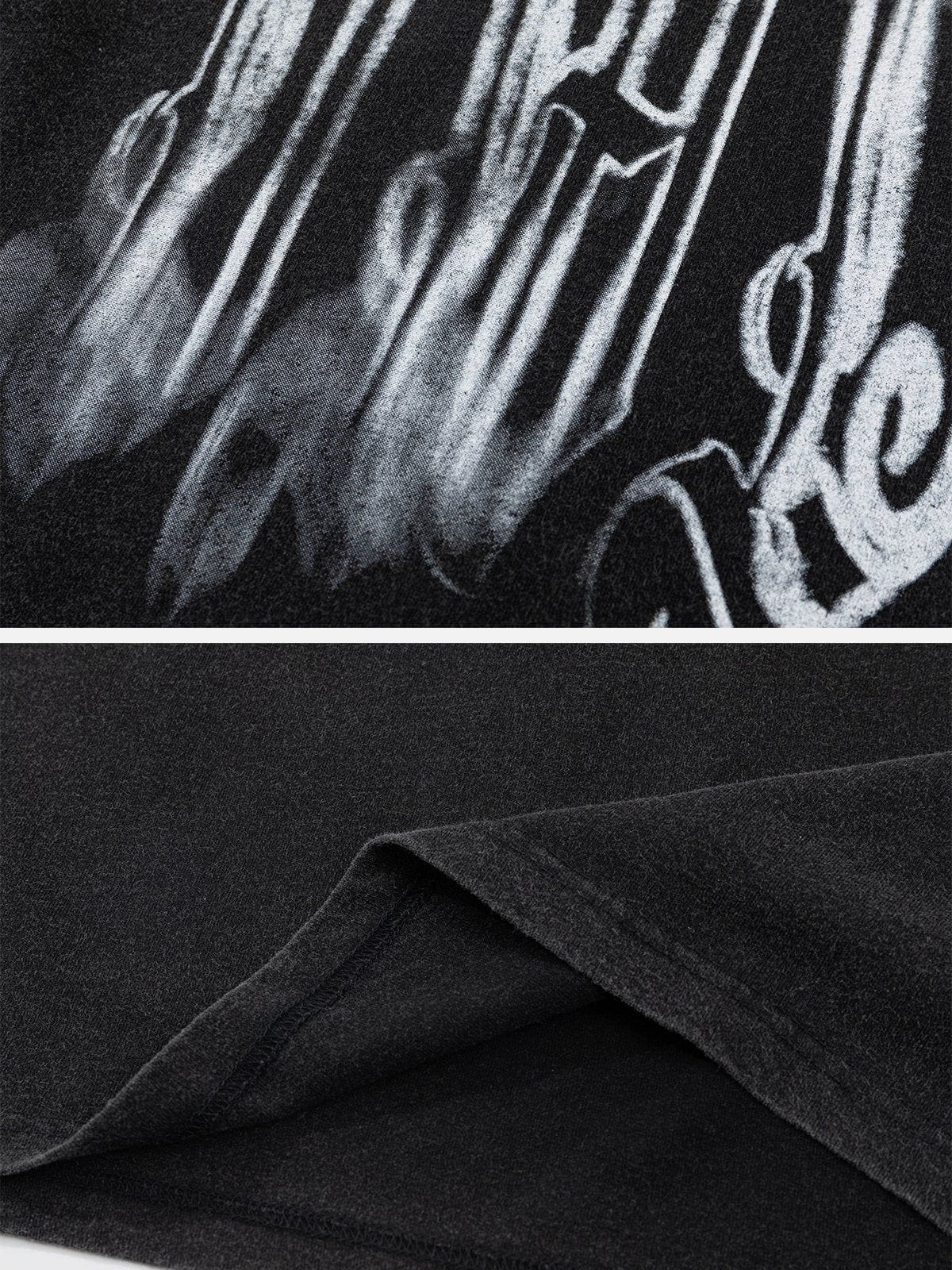 T-Shirt mit verwaschenem Fuzzy-Schriftdruck 