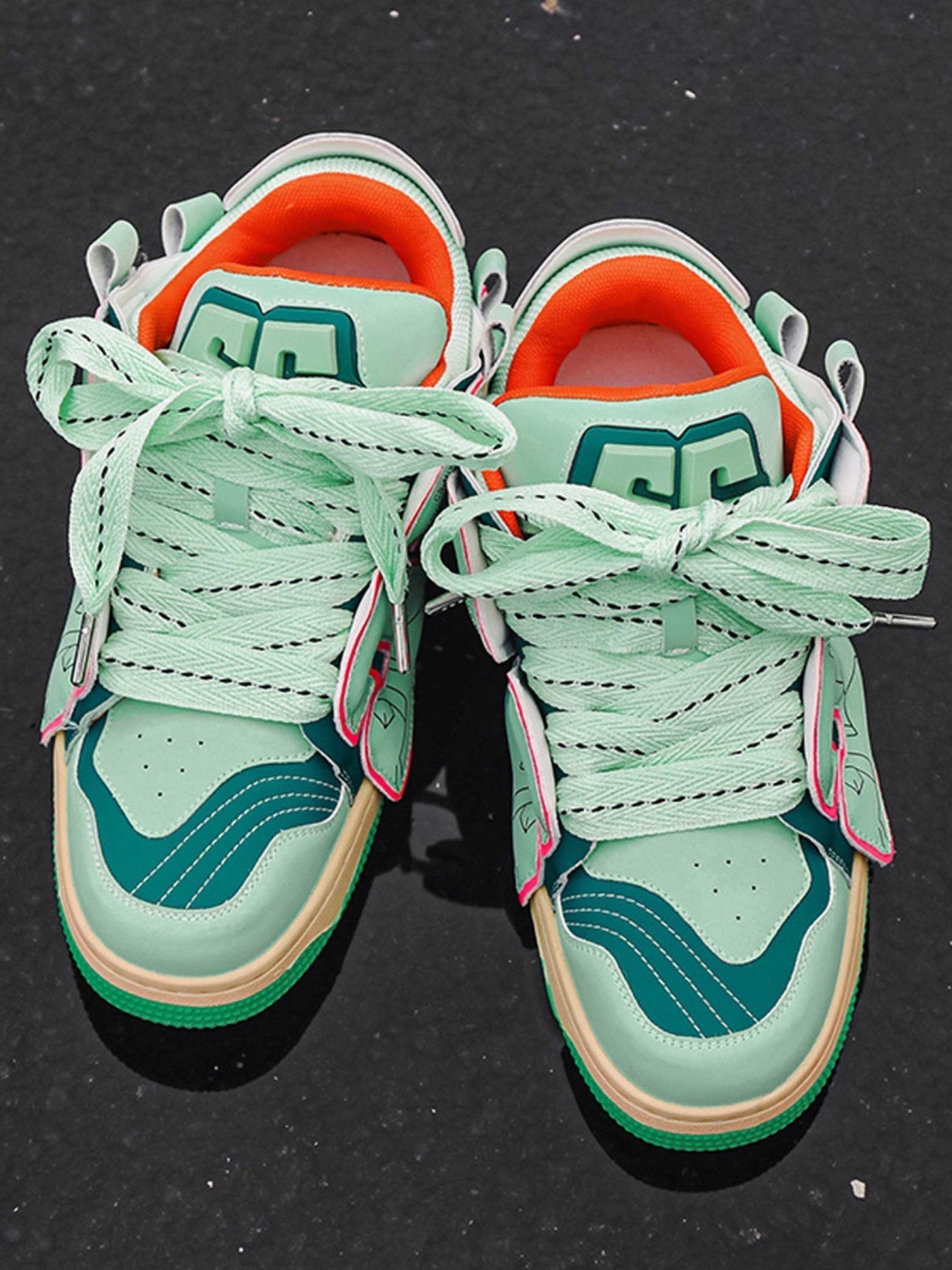Hip-hop Versatile Couple Board Shoes