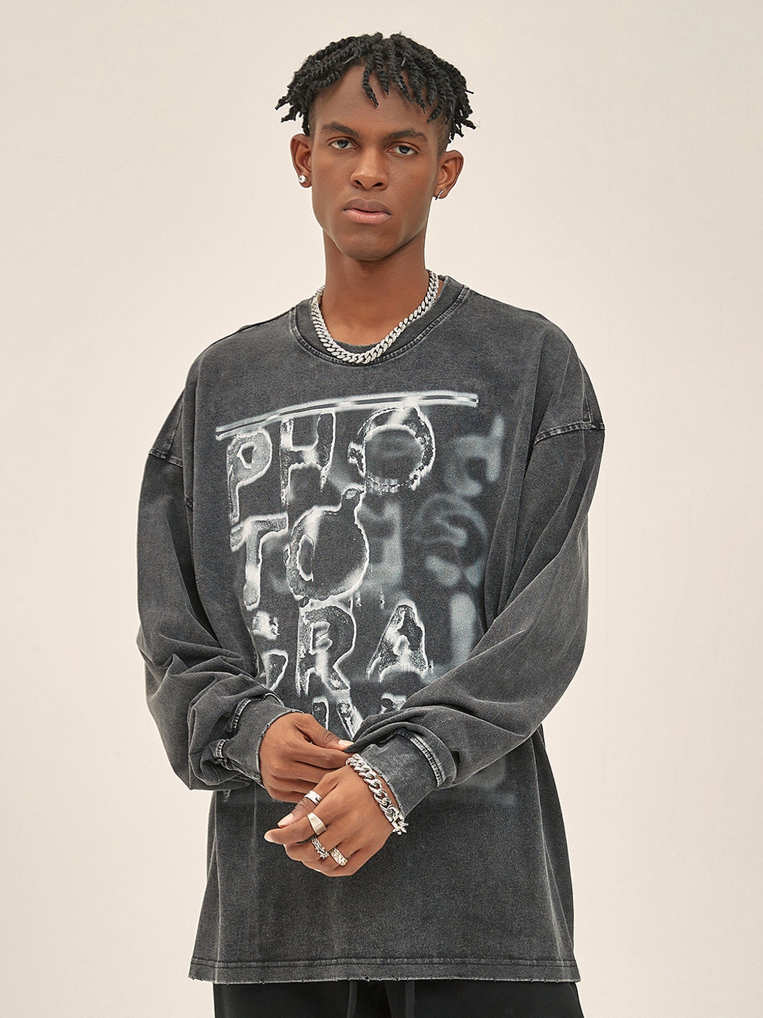 Retro Abstract Letters Washed And Distressed Long Sleeves