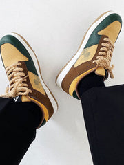 Vintage Wave Print Skate Shoes