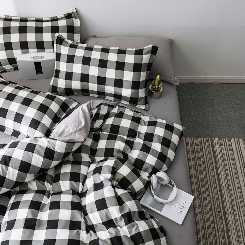 Heavy Grid Bedding Set