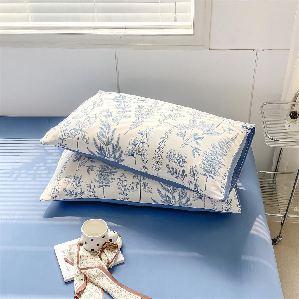 Monochrome Blue Wildflowers Print Bedding Set