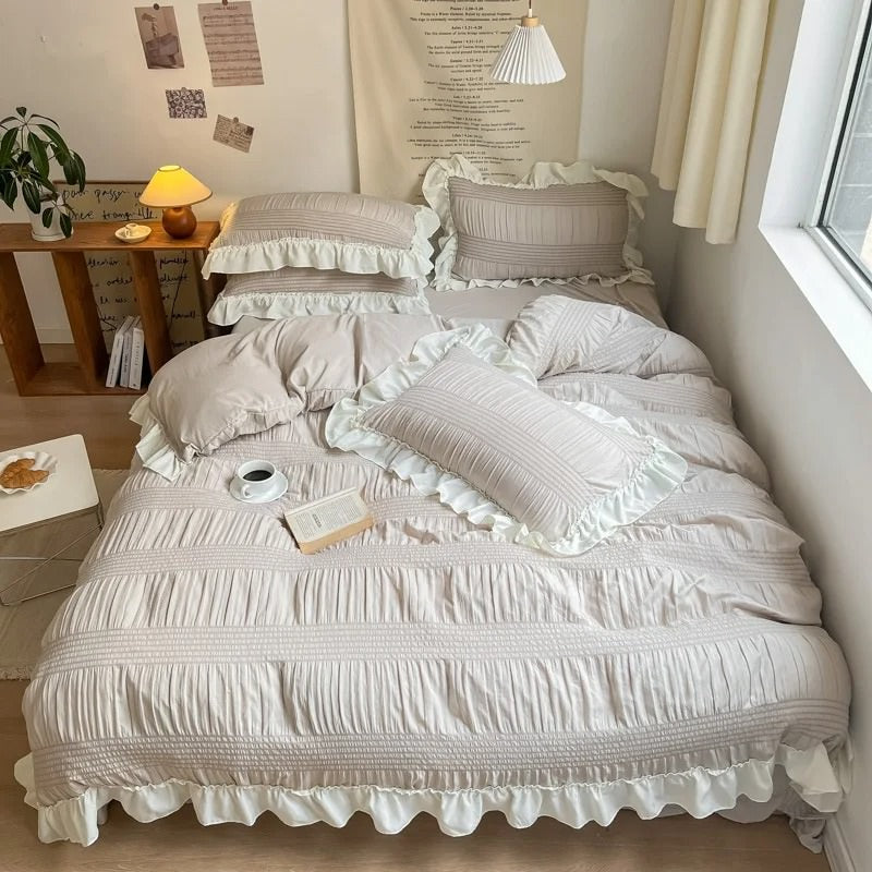 Chic Girl Ruffle Bedding Set