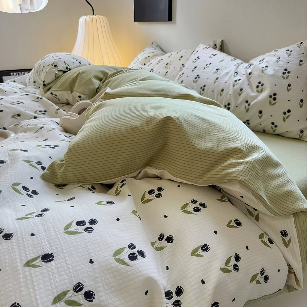 Cute Small Tulips Print Bedding Set