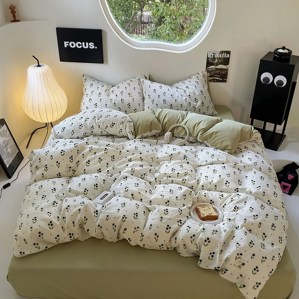 Cute Small Tulips Print Bedding Set