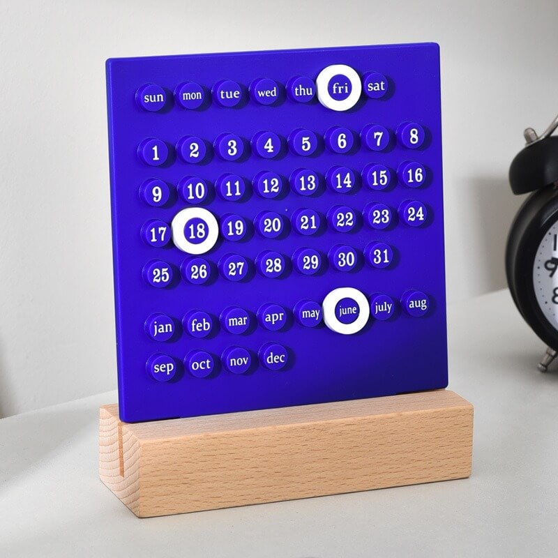 Kawaii Table Top Calendar