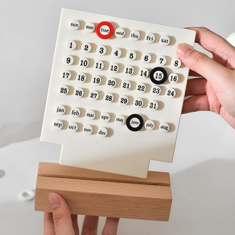Kawaii Table Top Calendar