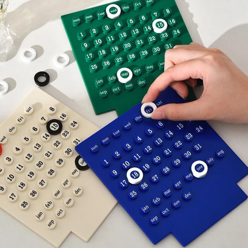 Kawaii Table Top Calendar