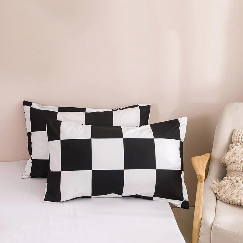 Large Black & White Check Bedding Set