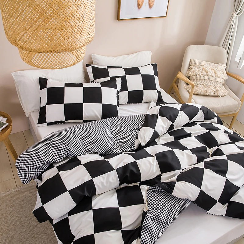 Large Black & White Check Bedding Set