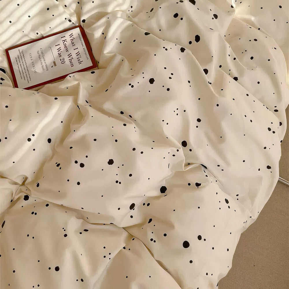 Light Beige Splattered Bedding Set