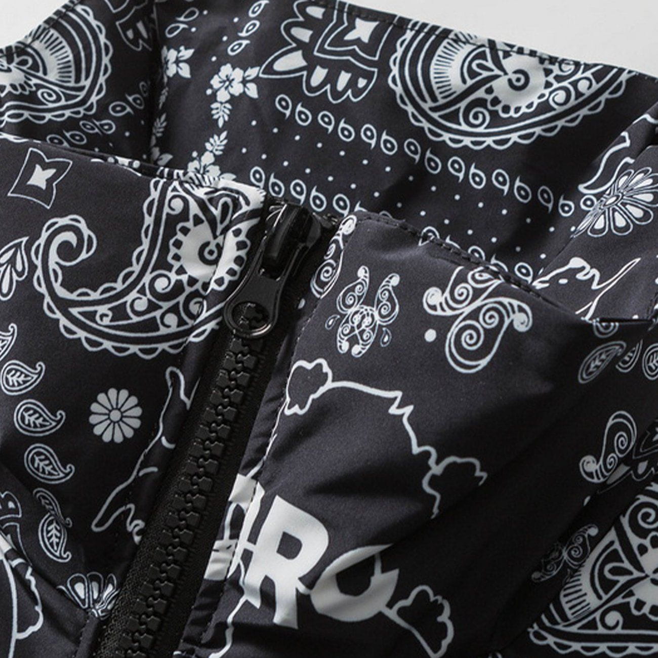 Doudoune à imprimé bandana intégral