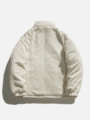 Wintermantel aus einfarbigem Cord mit übergroßen Taschen