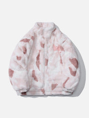 Sherpa-Mantel mit Batikmuster und Engel-Häschen-Etikett