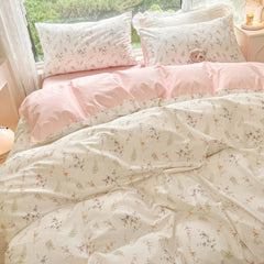 Pale Pink Floral Print Bedding Set