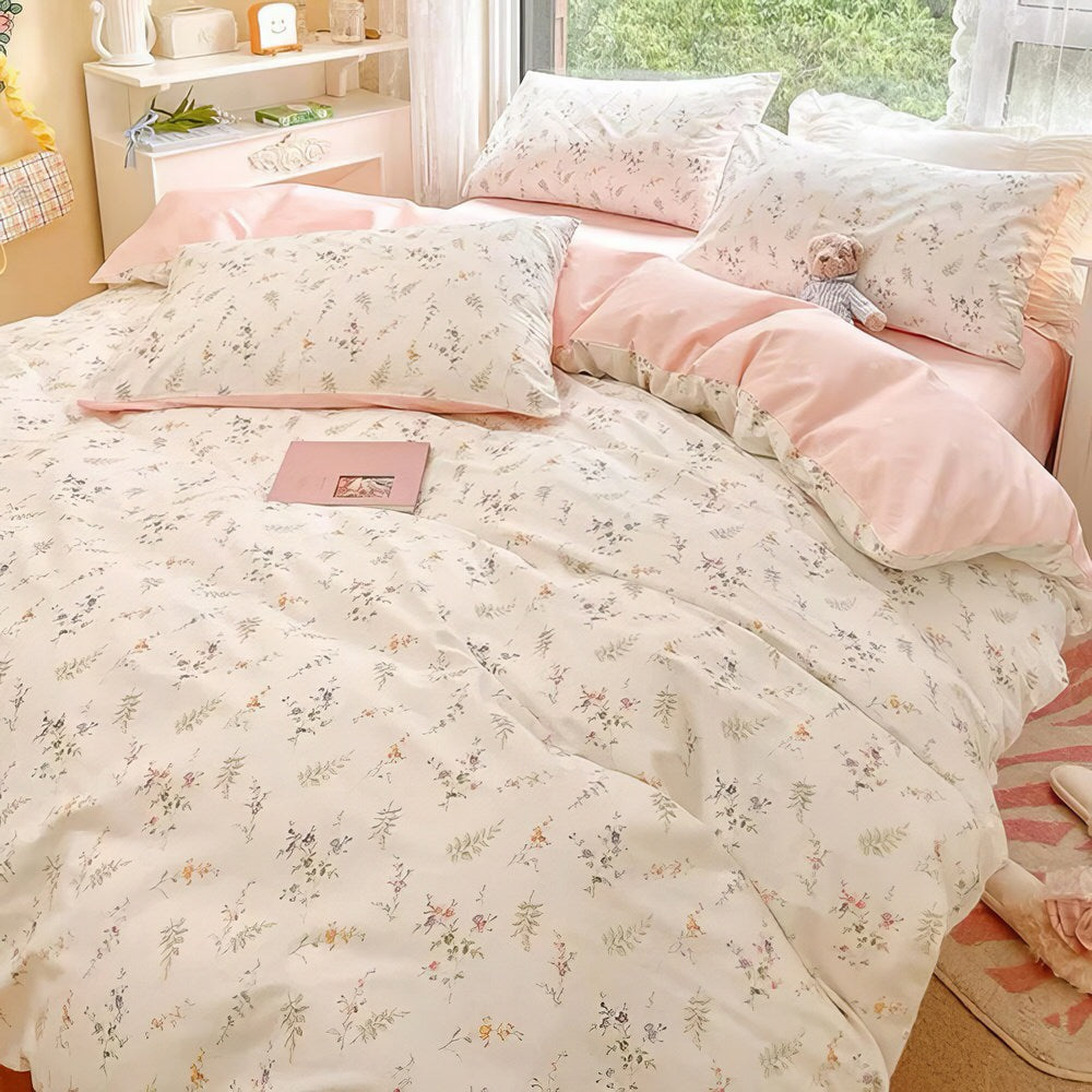 Pale Pink Floral Print Bedding Set