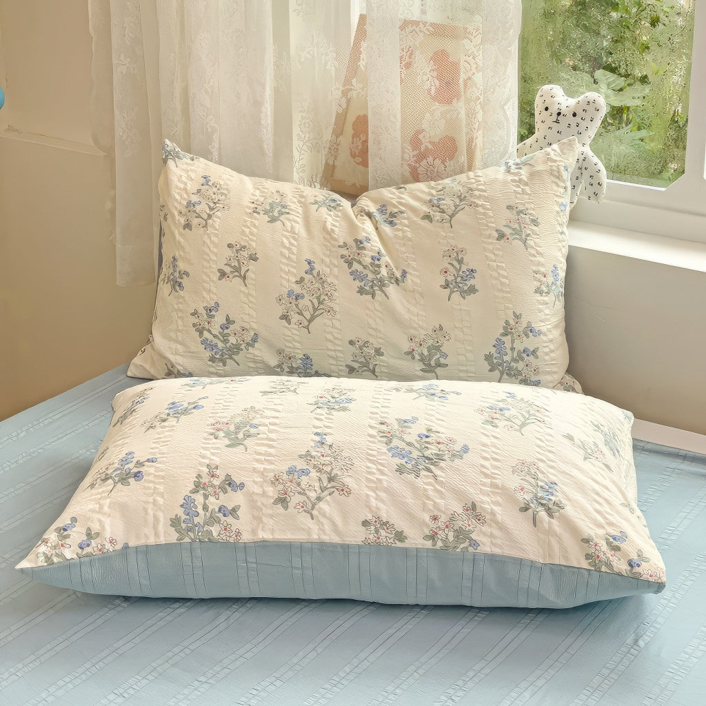 Pastel Blue Flowers Print Bedding Set