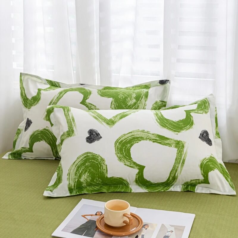 Green Hearts Bedding Set