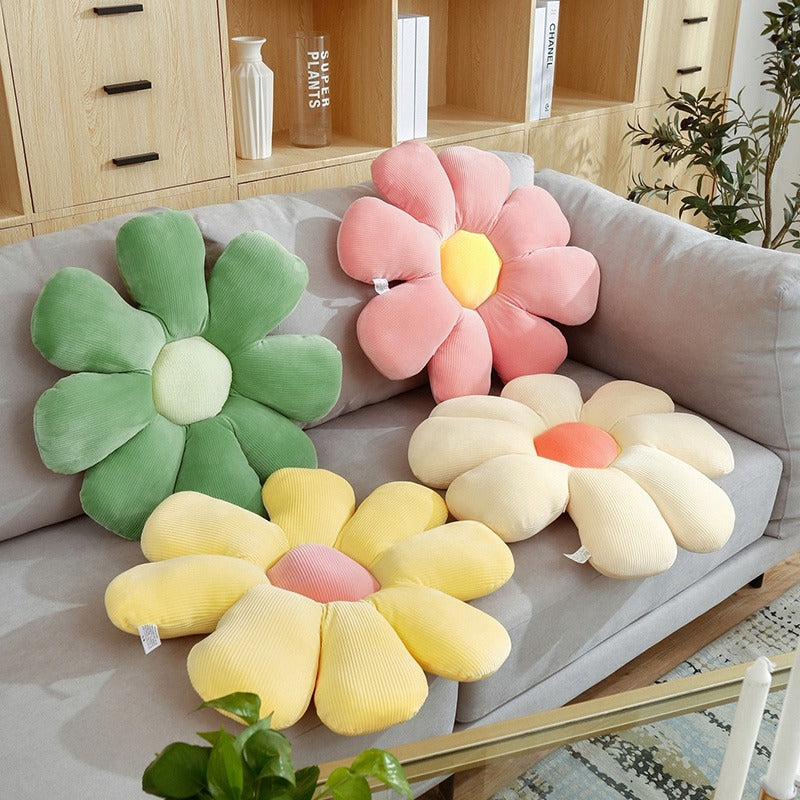 Daisy Flower Decorative Pillow