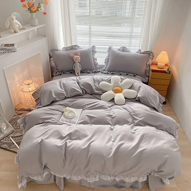 Ruffle Lace Bedding Set