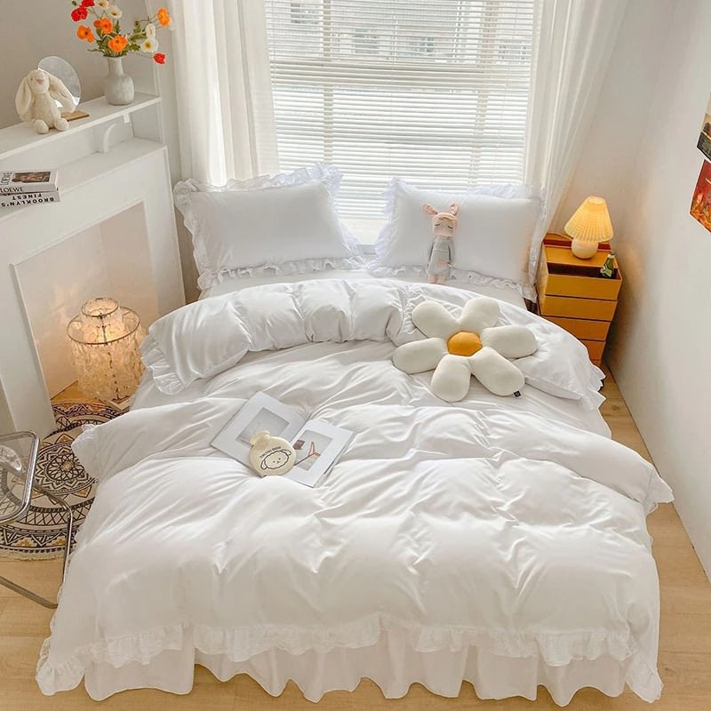 Ruffle Lace Bedding Set