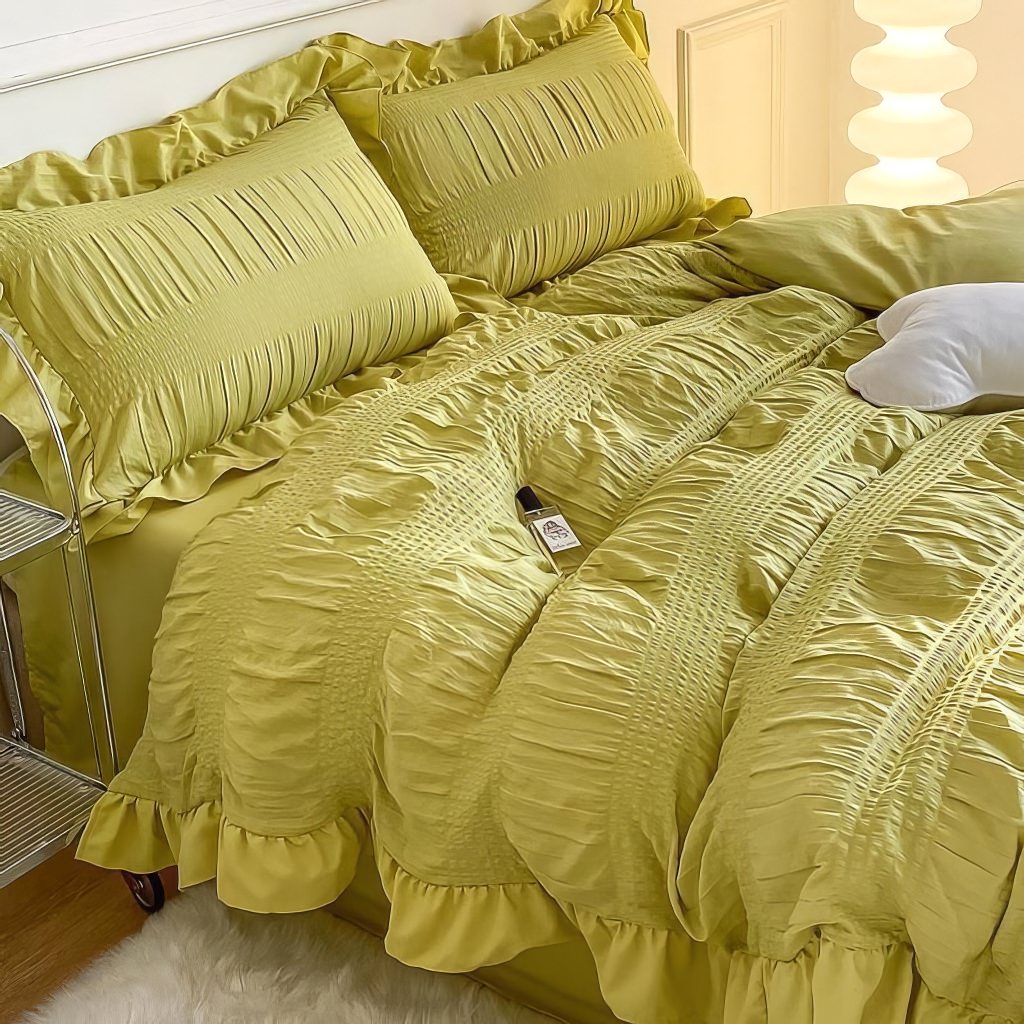 Ruffled Seersucker Cute Bedding Set