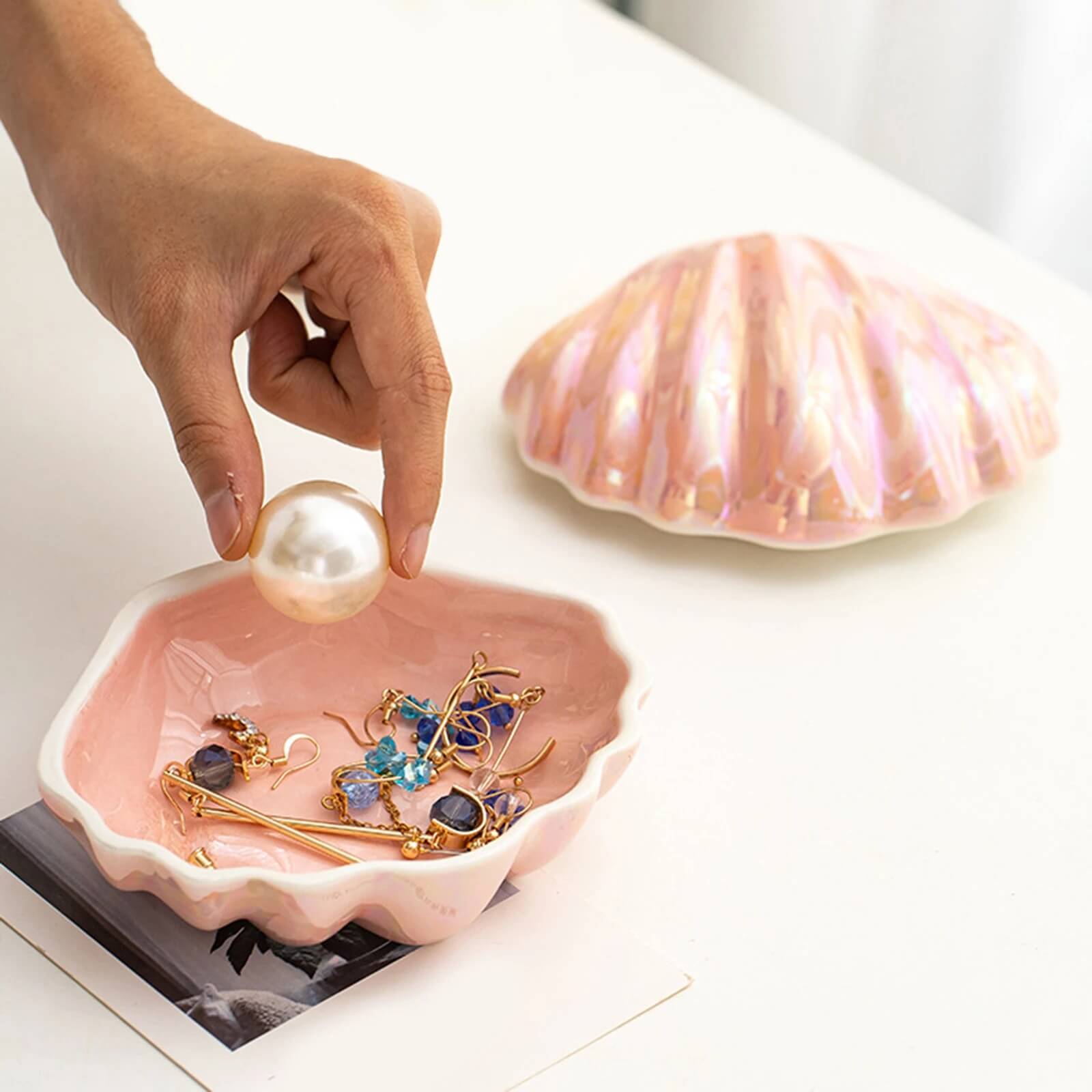 Clam Shell Ceramic Jewelry Storage