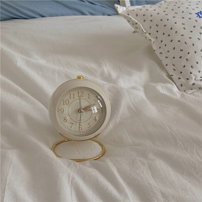 Vintage Round Table Alarm Clock